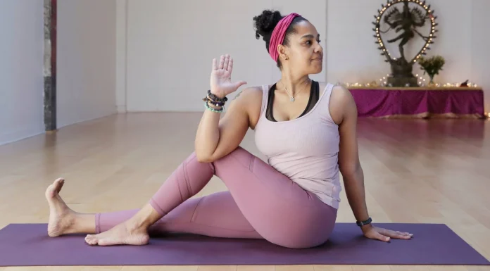 Terapias Alternativas na Menopausa: Yoga, Acupuntura e Mais