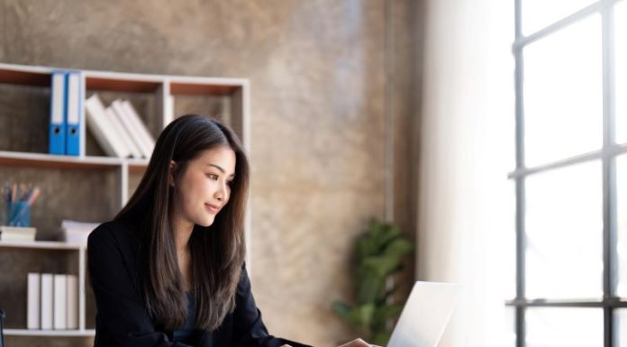 Mulheres e o Equilíbrio Entre Carreira e Vida Pessoal