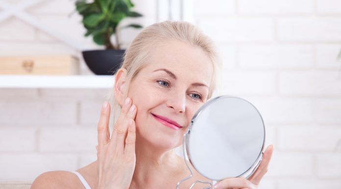 Rotinas de Cuidados Noturnos para Pele Madura