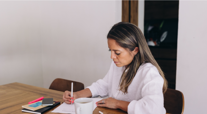 Como as mulheres lideram o planejamento financeiro familiar