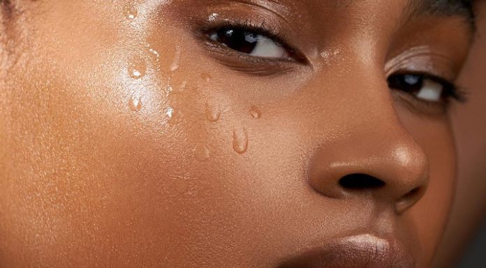 Controle da oleosidade: passos simples para uma pele equilibrada