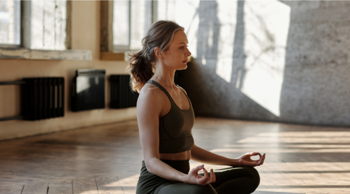 Yoga para iniciantes: equilíbrio, saúde e bem-estar desde o início